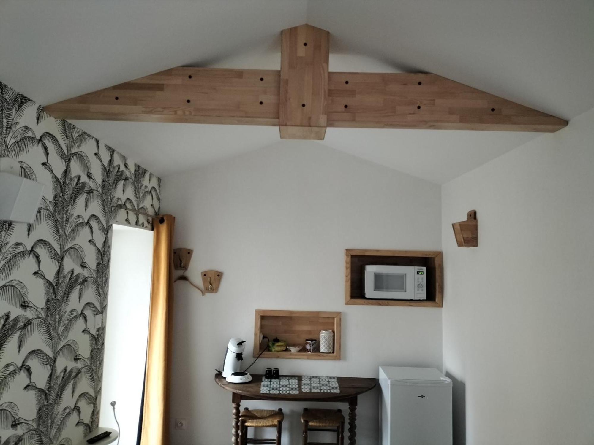Logement Entier 3 Pieces Et Terrasse Mazieres-en-Gatine Exterior foto