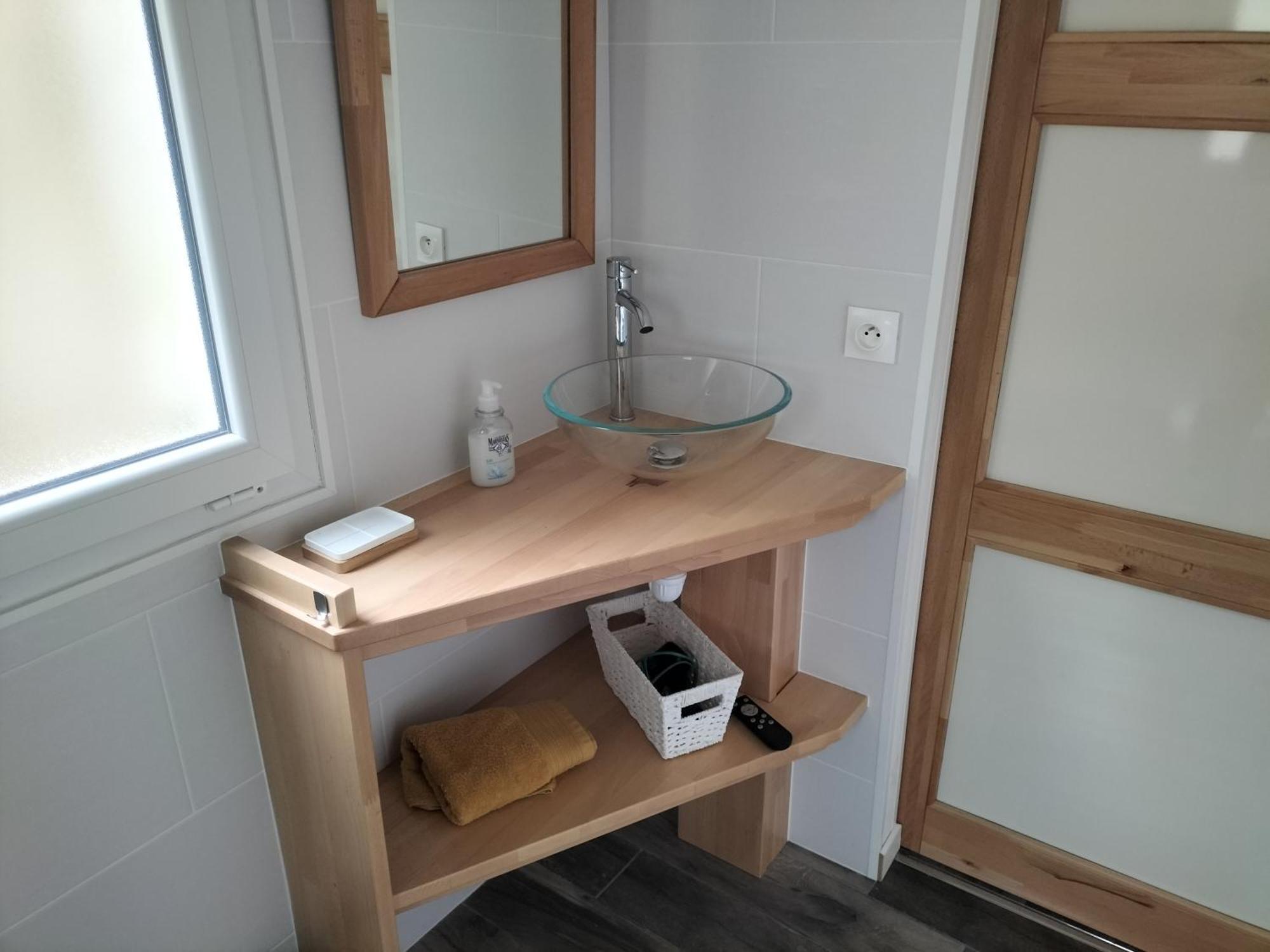 Logement Entier 3 Pieces Et Terrasse Mazieres-en-Gatine Exterior foto